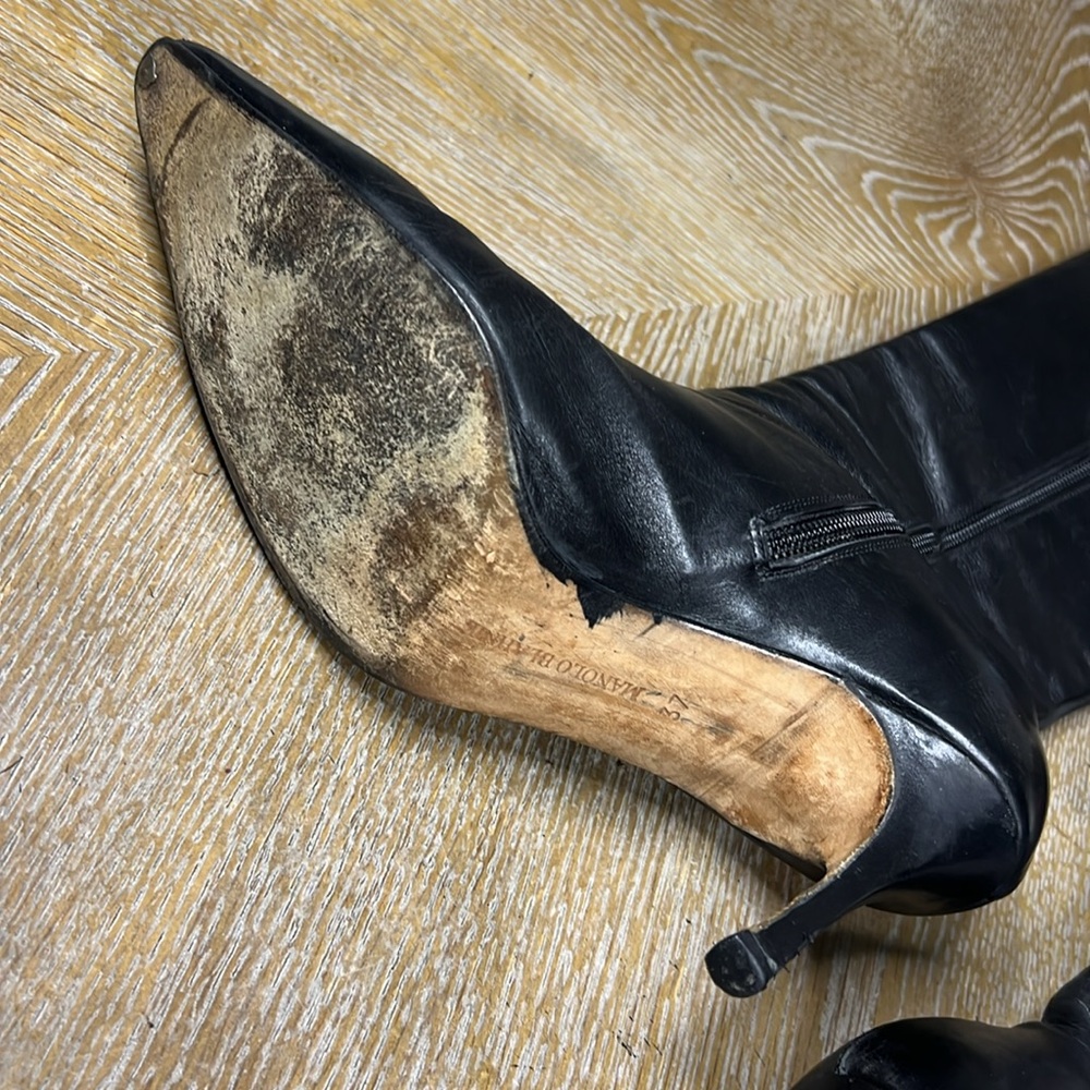 MANOLO BLAHNIK Black Leather Knee-High Stiletto Heel Boots 37 - Picture 3 of 8